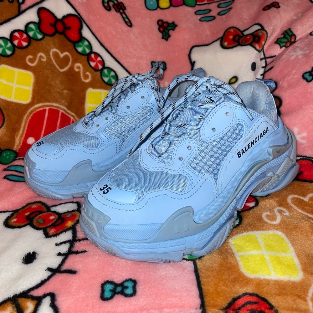Balenciaga triple s